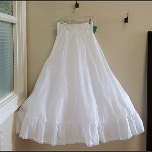 Size 10 Ballgown Crinoline Slip for Wedding or Prom Dress